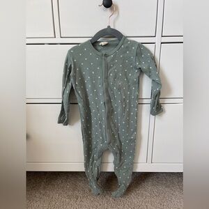 💛2/$30 Quincy Mae Sleeper 18-24 months